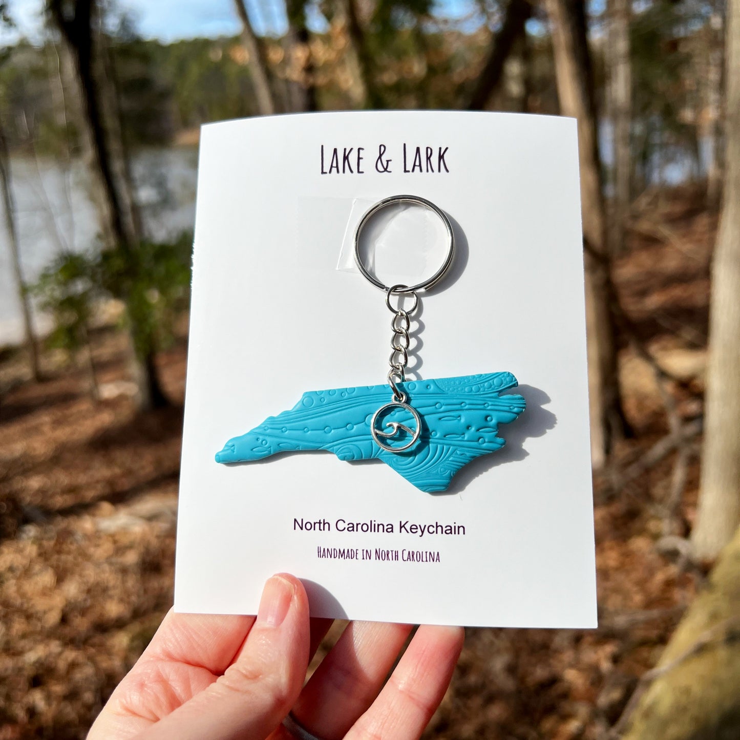 Waves North Carolina keychain lake lark