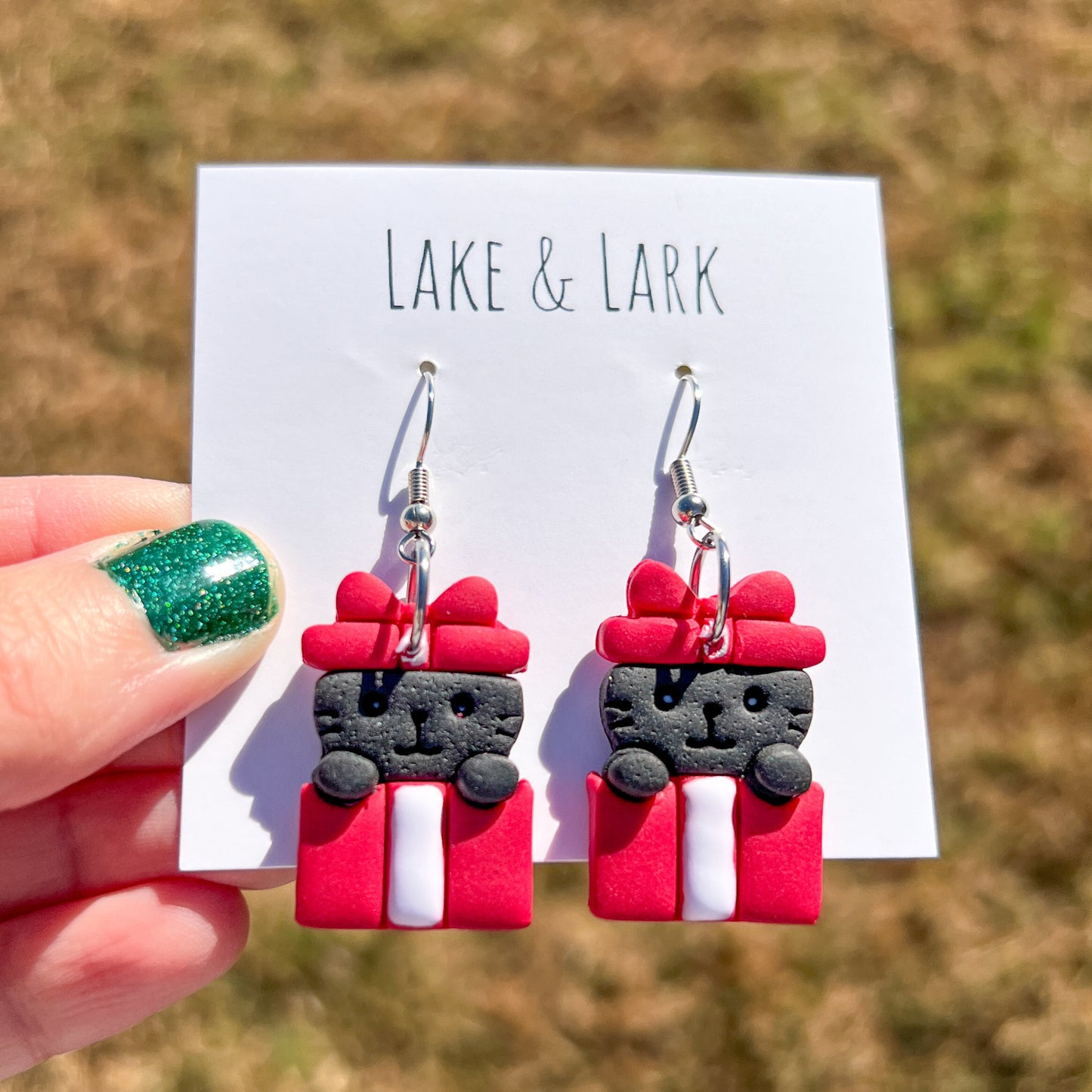 Kitty Cat Christmas Present Earrings