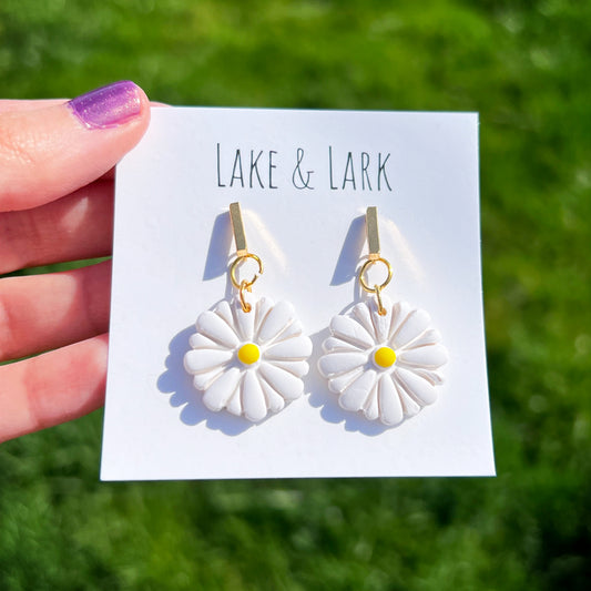 handmade clay daisy flower earrings