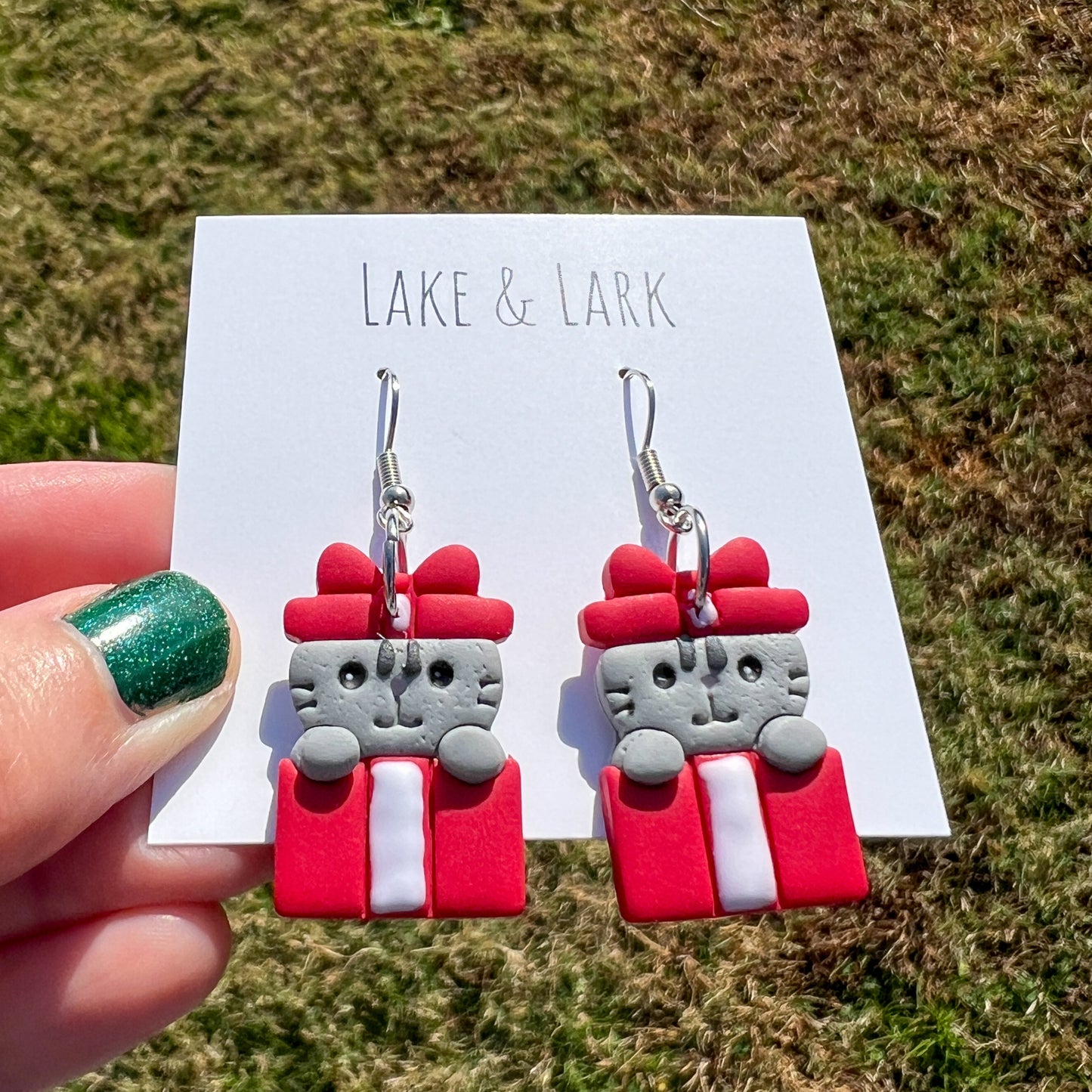 Kitty Cat Christmas Present Earrings