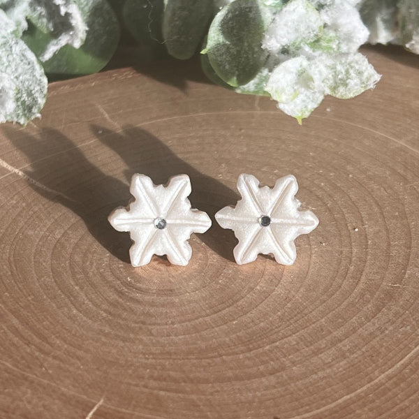 rhinestone snowflake stud earrings