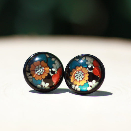 vintage 60s flower stud earrings