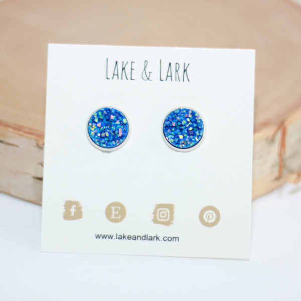 sparkly blue stud earrings (1)